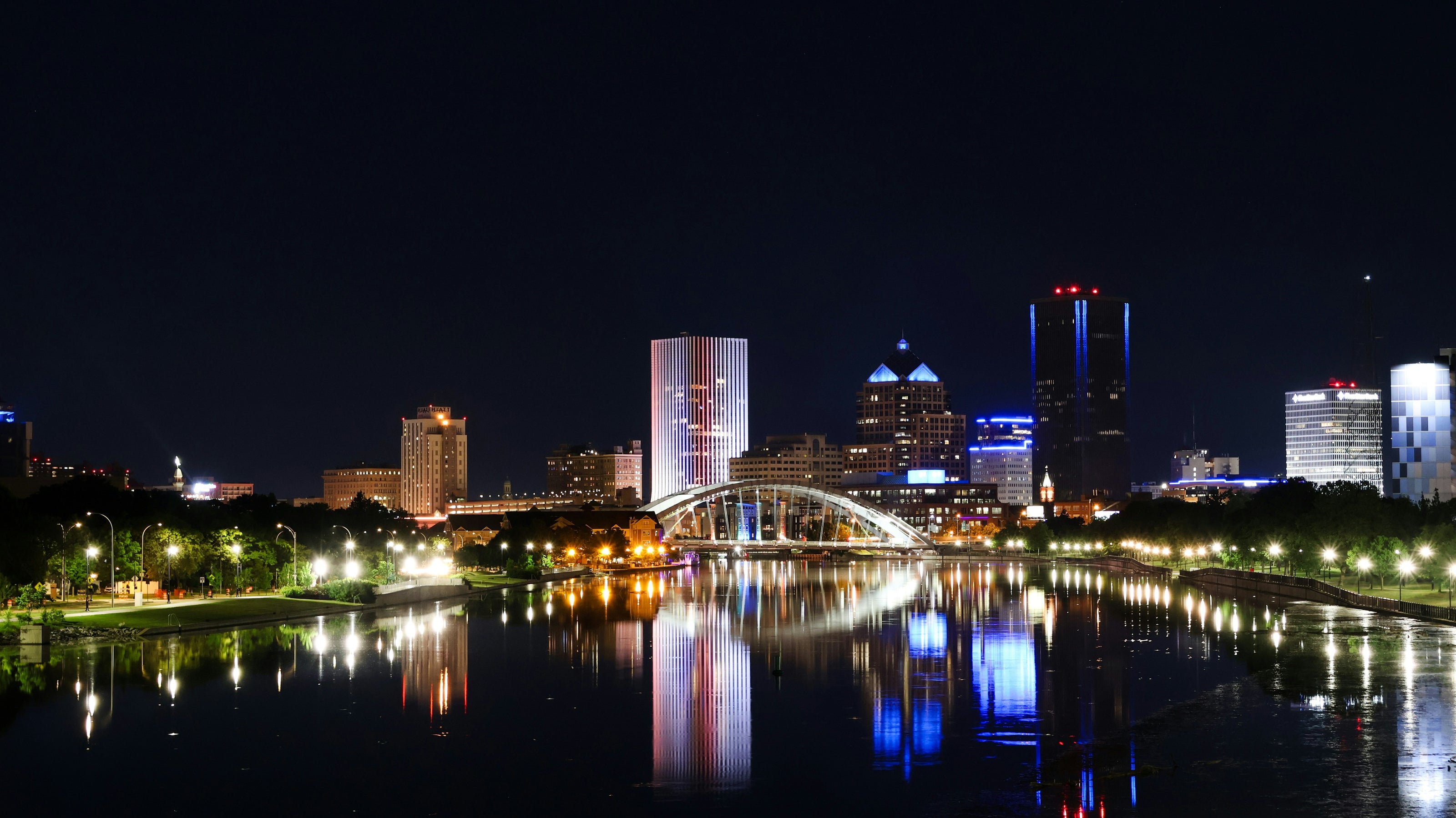 Skyline of Rochester, NY at night.